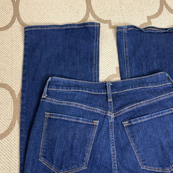 Old Navy High-Rise Flare dark rinse Jeans - Picture 13 of 13
